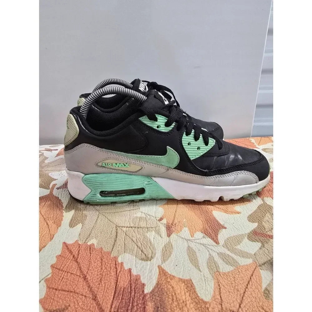 Nike • Air Max 90 LTR GS | Black Green Glow | 6Y • Women’s Shoes Size 7.5 |